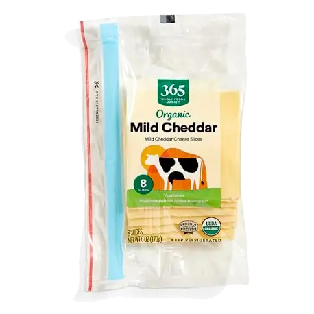 Organic Sliced Mild Cheddar Cheese, 6 OZ