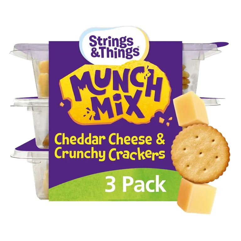 Strings & Things Munch Mix Cheddar Cheese & Crunchy Crackers 90g (3 x 30 g)