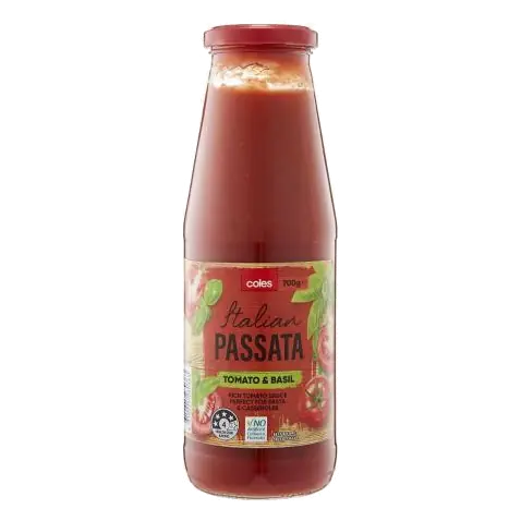Italian Passata Sauce With Basil
