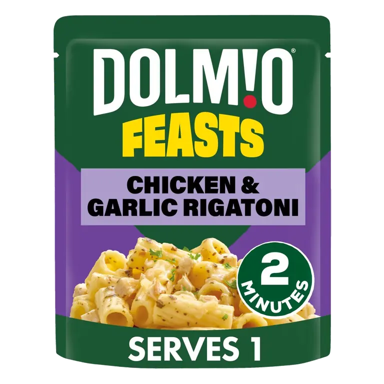 Feasts Chicken & Garlic Rigatoni 250g