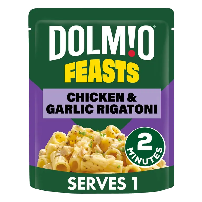 Feasts Chicken & Garlic Rigatoni Pasta Ready Meal 250g