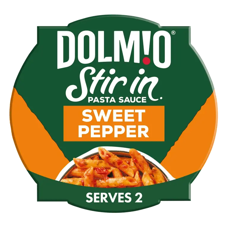 Stir in Sweet Pepper Pasta Sauce 150g