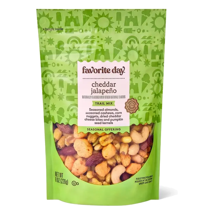 Cheddar Jalapeno Flavored Trail Mix - 8oz - Favorite Day™