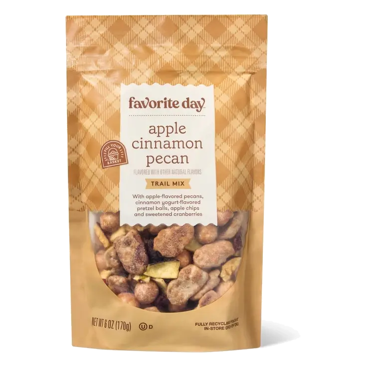 Fall Harvest Apple Cinnamon Pecan Flavored with Other Natural Flavors Trail Mix - 6oz - Favorite Day™