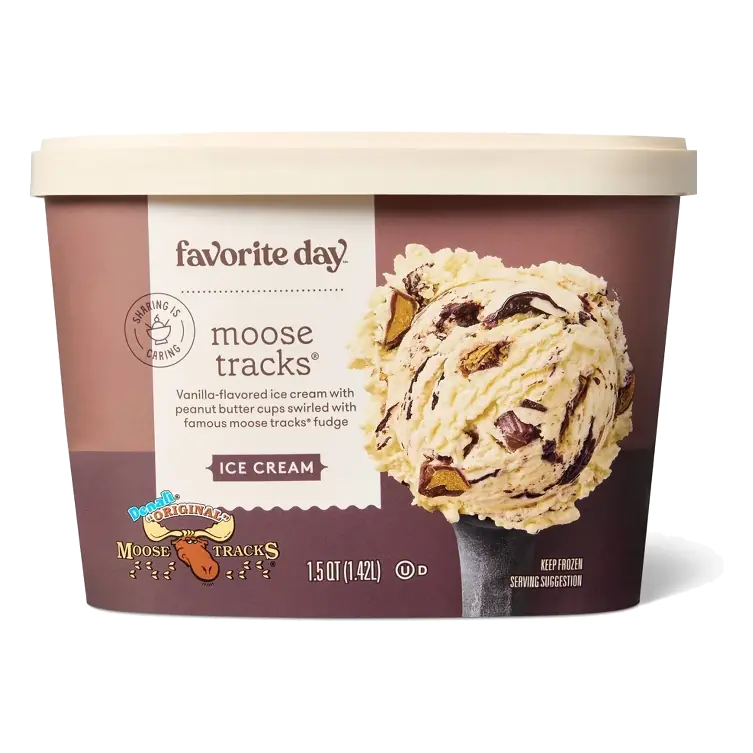 Moose Tracks Peanut Butter Fudge & Vanilla Ice Cream - 48 fl oz - Favorite Day
