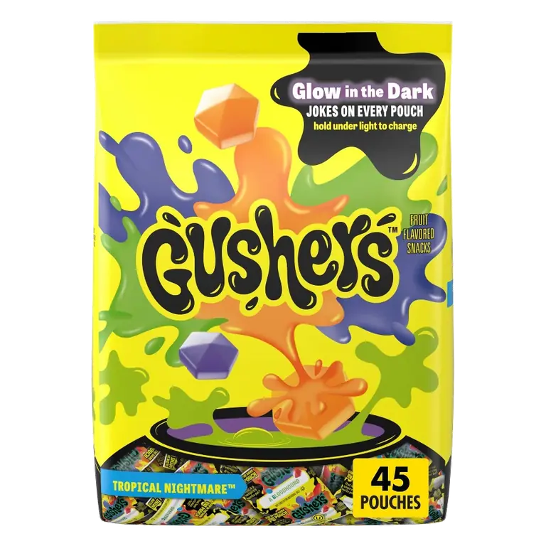 Fruit Gushers Halloween Mini Pouches Fruit Snacks Bag, 19.8oz/45ct