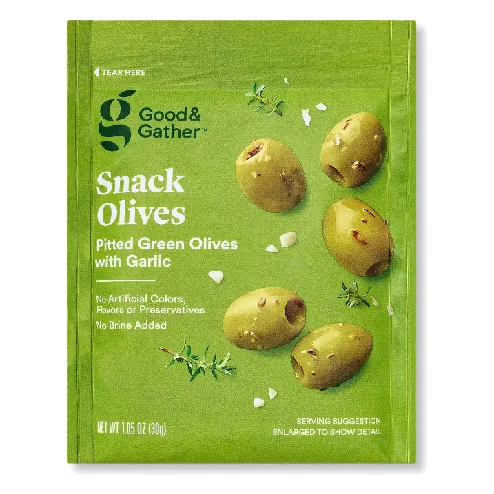 Pitted Green Olives with Garlic Snack Pouch - 1.05oz - Good & Gather™