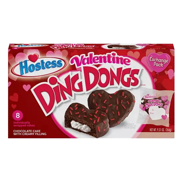 Valentine Chocolate Cake with Creamy Filling