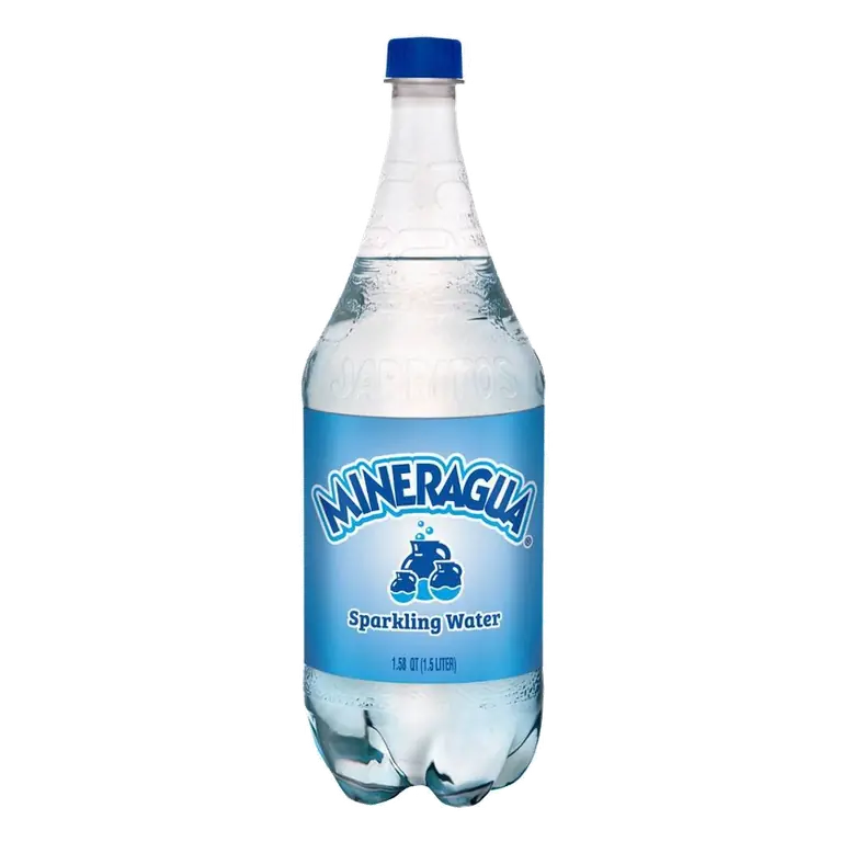 Jarritos Mineragua Club Soda, 52.9 fl oz Bottle