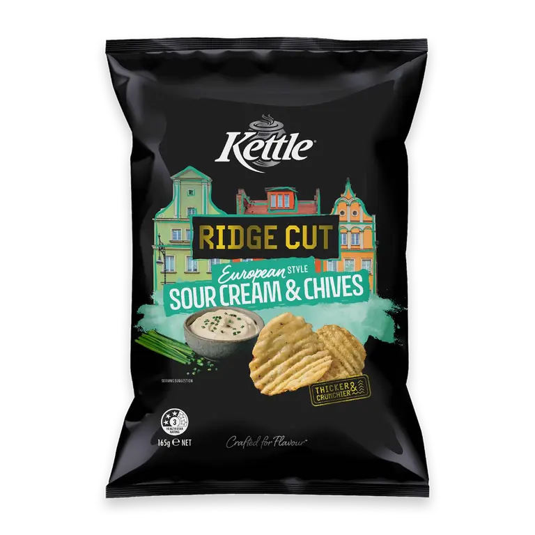 Ridge Cut Potato Chips European Sour Cream & Chives