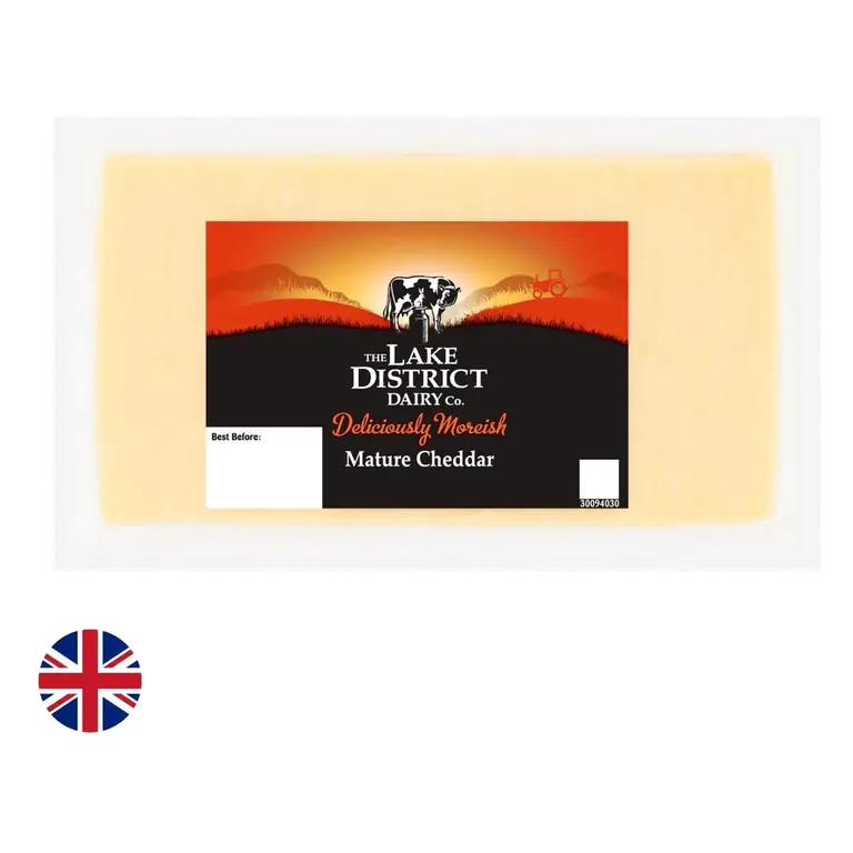 Lake British District Mature Cheddar 700g