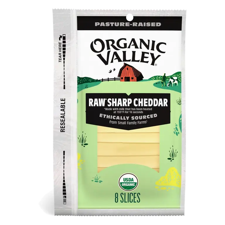 Raw Sharp Cheddar Cheese Deli Slices