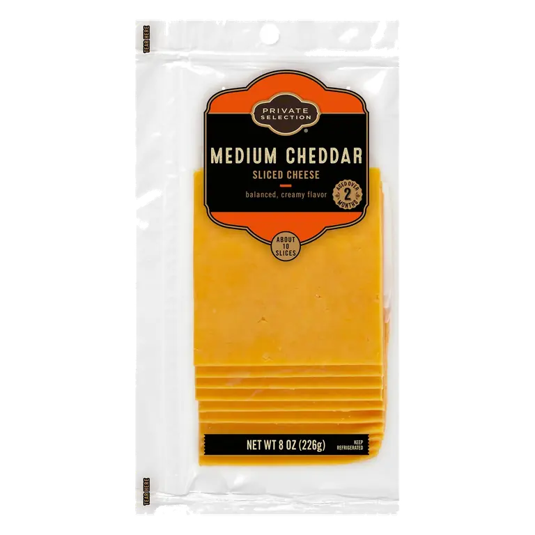 Medium Cheddar Sliced Cheese