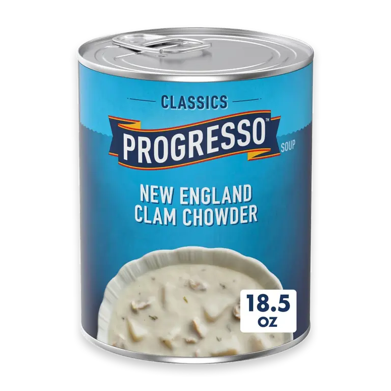 Traditional New England Clam Chowder Soup