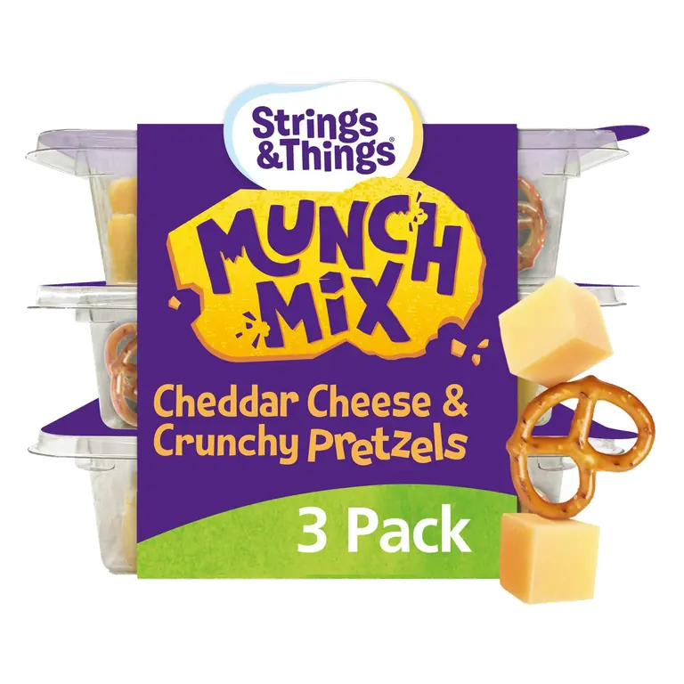 Munch Mix Cheddar Cheese & Crunchy Pretzels 90g