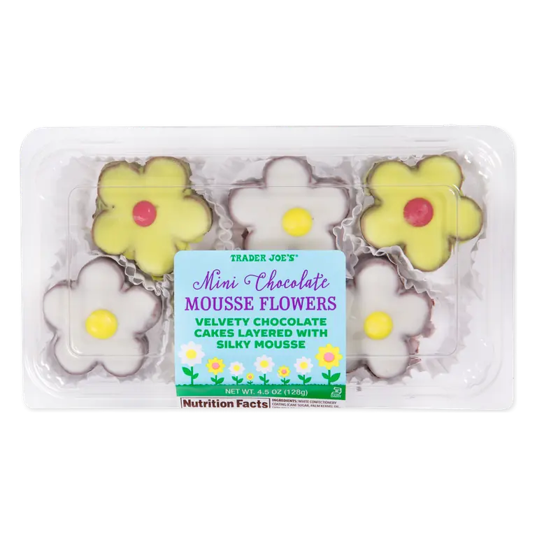 Mini Chocolate Mousse Flowers