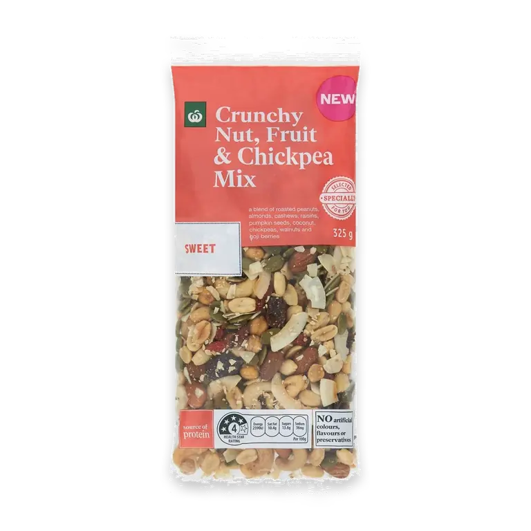 Crunchy Nut Fruit & Chickpea Mix